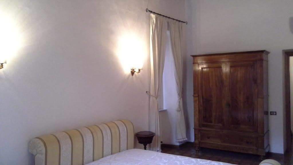 Liv'In Roma Campo Dei Fiori Apartment Exterior photo