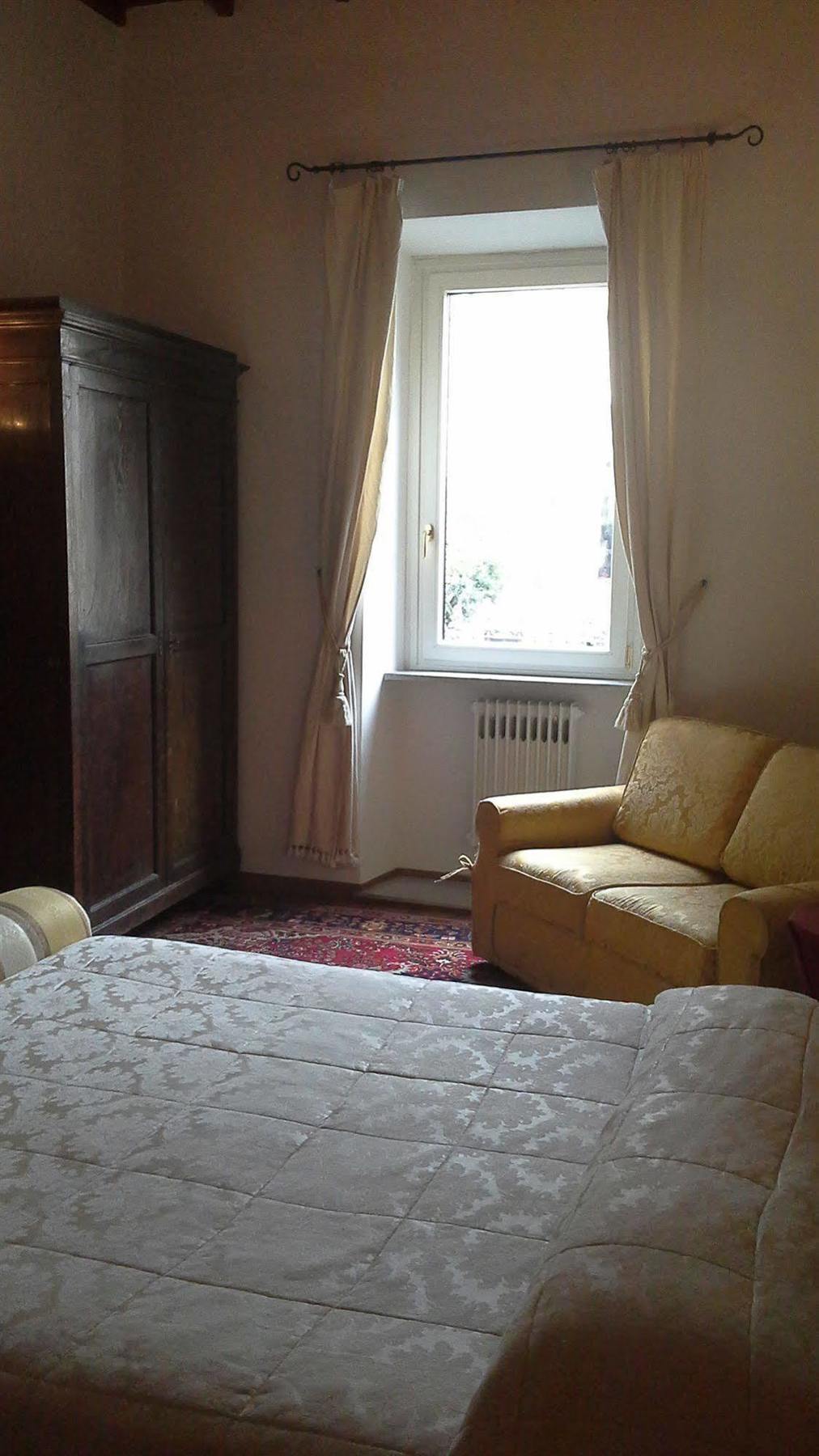 Liv'In Roma Campo Dei Fiori Apartment Exterior photo